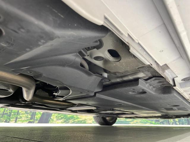 プリウス Ａツーリングセレクション　純正９型ナビ　バックカメラ　衝突被害軽減システム　レーダークルーズ　禁煙車　レザーシート　パワーシート　ドラレコ　コーナーセンサー　スマートキー　ＬＥＤヘッド　ビルトインＥＴＣ（22枚目）