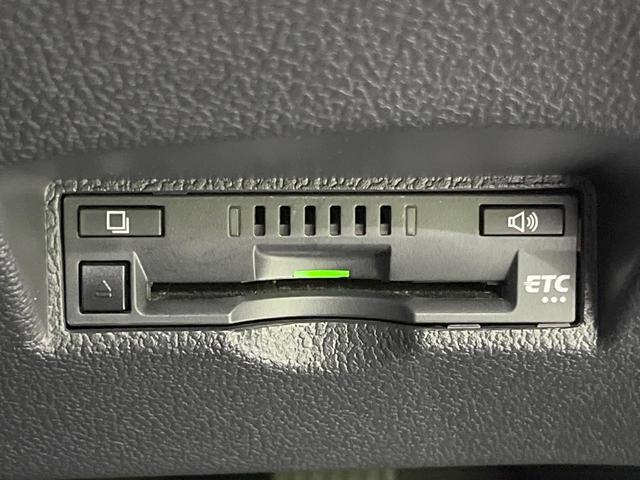 プリウス Ａツーリングセレクション　純正９型ナビ　バックカメラ　衝突被害軽減システム　レーダークルーズ　禁煙車　レザーシート　パワーシート　ドラレコ　コーナーセンサー　スマートキー　ＬＥＤヘッド　ビルトインＥＴＣ（32枚目）