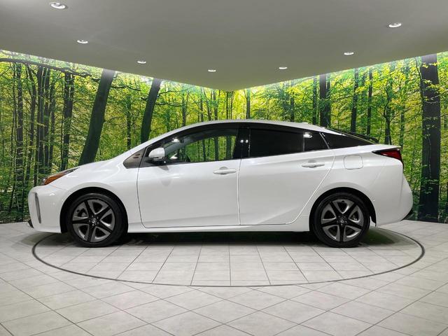 プリウス Ａツーリングセレクション　純正９型ナビ　バックカメラ　衝突被害軽減システム　レーダークルーズ　禁煙車　レザーシート　パワーシート　ドラレコ　コーナーセンサー　スマートキー　ＬＥＤヘッド　ビルトインＥＴＣ（50枚目）