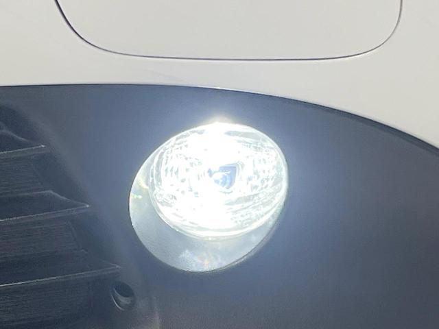 プリウス Ａツーリングセレクション　純正９型ナビ　バックカメラ　衝突被害軽減システム　レーダークルーズ　禁煙車　レザーシート　パワーシート　ドラレコ　コーナーセンサー　スマートキー　ＬＥＤヘッド　ビルトインＥＴＣ（55枚目）