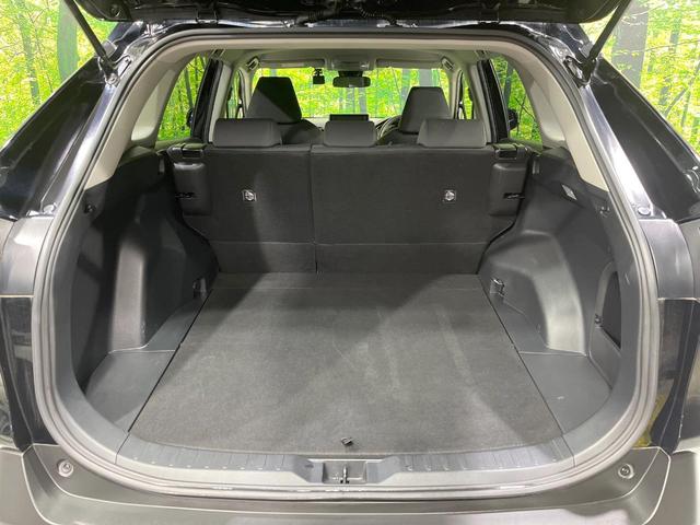 ＲＡＶ４ ハイブリッドＸ　純正８型ＤＡ　バックカメラ　衝突被害軽減システム　レーダークルーズ　禁煙車　ドラレコ　コーナーセンサー　スマートキー　ＬＥＤヘッド　ビルトインＥＴＣ　純正１８インチアルミ（31枚目）