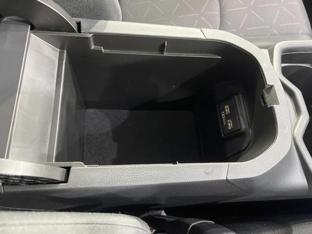 ＲＡＶ４ ハイブリッドＸ　純正８型ＤＡ　バックカメラ　衝突被害軽減システム　レーダークルーズ　禁煙車　ドラレコ　コーナーセンサー　スマートキー　ＬＥＤヘッド　ビルトインＥＴＣ　純正１８インチアルミ（34枚目）