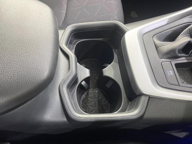ＲＡＶ４ ハイブリッドＸ　純正８型ＤＡ　バックカメラ　衝突被害軽減システム　レーダークルーズ　禁煙車　ドラレコ　コーナーセンサー　スマートキー　ＬＥＤヘッド　ビルトインＥＴＣ　純正１８インチアルミ（36枚目）