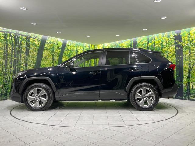 ＲＡＶ４ ハイブリッドＸ　純正８型ＤＡ　バックカメラ　衝突被害軽減システム　レーダークルーズ　禁煙車　ドラレコ　コーナーセンサー　スマートキー　ＬＥＤヘッド　ビルトインＥＴＣ　純正１８インチアルミ（47枚目）