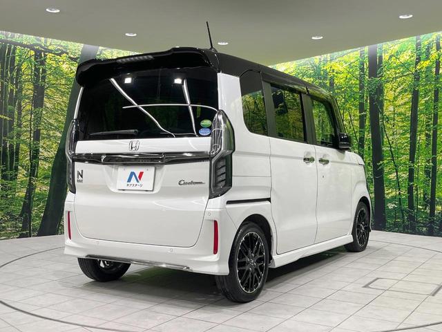 N-BOXカスタム Lターボ 純正8型ナビ 両側電動ドア バックカメラ 衝突被害軽減システム 禁煙車 ドラレコ コーナーセンサー スマートキー LEDヘッド ビルトインETC 純正15インチアルミ オートハイビーム オートライト(17枚目)