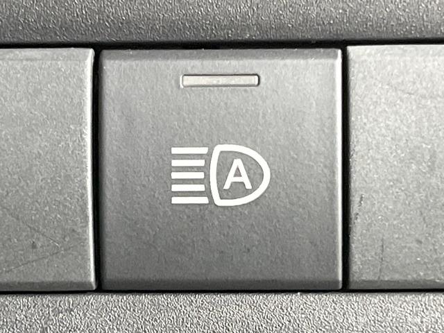 アクア Ｘ　純正ディスプレイオーディオ　バックカメラ　衝突被害軽減システム　レーダークルーズ　禁煙車　ＬＥＤヘッド　ビルトインＥＴＣ　オートハイビーム　オートライト　オートエアコン　Ｂｌｕｅｔｏｏｔｈ（26枚目）