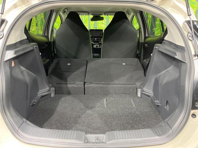 アクア Ｘ　純正ディスプレイオーディオ　バックカメラ　衝突被害軽減システム　レーダークルーズ　禁煙車　ＬＥＤヘッド　ビルトインＥＴＣ　オートハイビーム　オートライト　オートエアコン　Ｂｌｕｅｔｏｏｔｈ（30枚目）