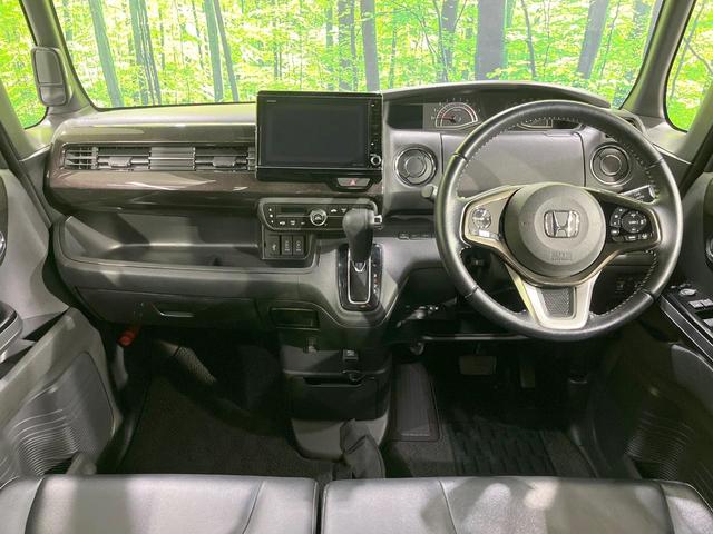 Ｎ－ＢＯＸカスタム Ｇ・Ｌターボホンダセンシング　両側電動　純正８型ナビ　バックカメラ　衝突被害軽減システム　禁煙車　ドラレコ　スマートキー　ＬＥＤヘッド　ビルトインＥＴＣ　純正１５インチアルミ　オートライト　オートエアコン（2枚目）