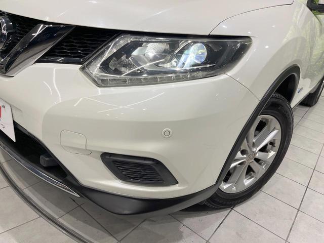 エクストレイル ２０Ｘ　ハイブリッド　エマージェンシーブレーキＰ　全周囲カメラ　衝突被害軽減システム　禁煙車　電動リアゲート　ドラレコ　スマートキー　ＬＥＤヘッド　ビルトインＥＴＣ　クルコン　純正１７インチアルミ　車線逸脱警報　オートライト（13枚目）