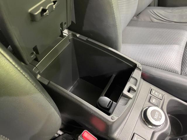 エクストレイル ２０Ｘ　ハイブリッド　エマージェンシーブレーキＰ　全周囲カメラ　衝突被害軽減システム　禁煙車　電動リアゲート　ドラレコ　スマートキー　ＬＥＤヘッド　ビルトインＥＴＣ　クルコン　純正１７インチアルミ　車線逸脱警報　オートライト（40枚目）