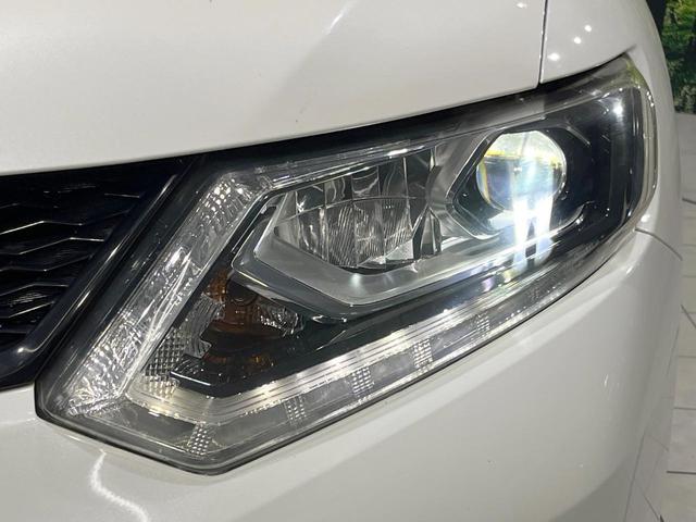 エクストレイル ２０Ｘ　ハイブリッド　エマージェンシーブレーキＰ　全周囲カメラ　衝突被害軽減システム　禁煙車　電動リアゲート　ドラレコ　スマートキー　ＬＥＤヘッド　ビルトインＥＴＣ　クルコン　純正１７インチアルミ　車線逸脱警報　オートライト（54枚目）