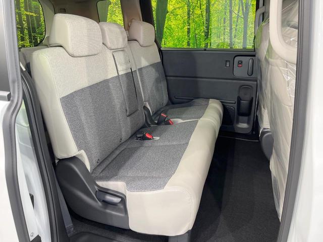 フリード エアー EX 登録済未使用車 衝突被害軽減システム コーナーセンサー スマートキー LEDヘッド 純正15インチアルミ オートハイビーム オートライト オートエアコン(10枚目)