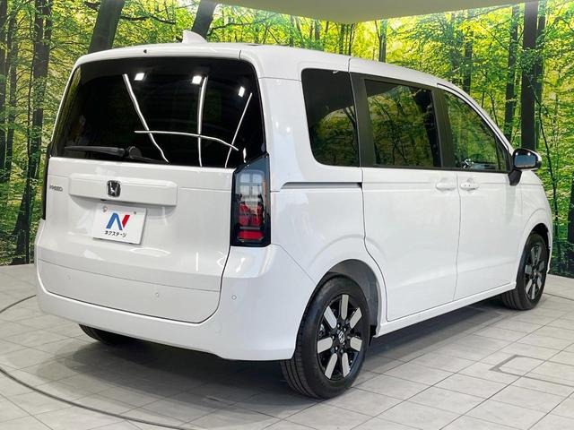 フリード エアー EX 登録済未使用車 衝突被害軽減システム コーナーセンサー スマートキー LEDヘッド 純正15インチアルミ オートハイビーム オートライト オートエアコン(18枚目)