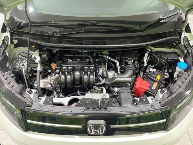 フリード エアー EX 登録済未使用車 衝突被害軽減システム コーナーセンサー スマートキー LEDヘッド 純正15インチアルミ オートハイビーム オートライト オートエアコン(19枚目)