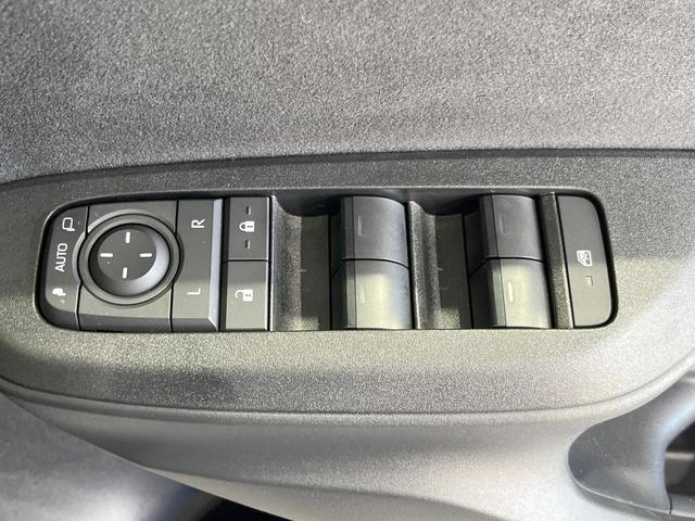 ヤリスクロス X メモリーナビ バックカメラ 衝突被害軽減システム レーダークルーズ 禁煙車 ドラレコ コーナーセンサー スマートキー ETC オートライト Bluetooth フルセグ(39枚目)