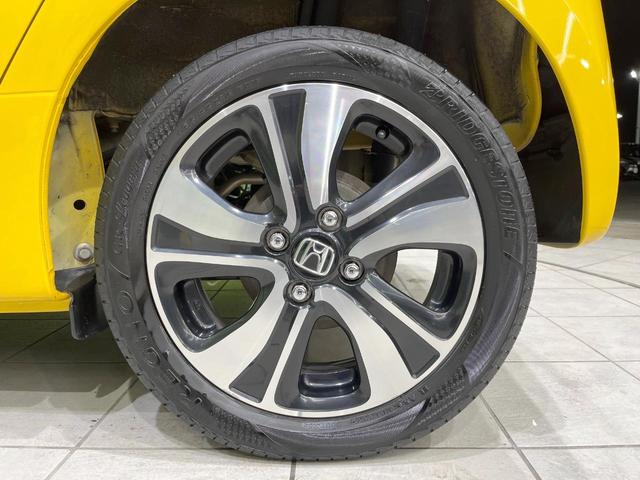 Ｎ－ＯＮＥ プレミアム　ツアラー・Ｌパッケージ　ＳＤナビ　スマートキー　ＨＩＤヘッド　ＥＴＣ　クルコン　純正１５インチアルミ　オートライト　オートエアコン　Ｂｌｕｅｔｏｏｔｈ　ＣＤ　ＤＶＤ再生　フルセグ　パドルシフト（41枚目）