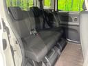 後部座席も気になるようなキズ・汚れやへたり等、大きなダメージはなく、良好な状態です。
