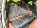 後部座席も気になるようなキズ・汚れやへたり等、大きなダメージはなく、良好な状態です。