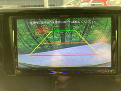 【バックカメラ】駐車時に後方がリアルタイム映像で確認できます。大型商業施設や立体駐車場での駐車時や、夜間のバック時に大活躍！運転スキルに関わらず、今や必須となった装備のひとつです！ 7