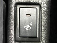【シートヒーター】寒い日に重宝するシートヒーター！エアコンより早く温まってくれるので寒がりの人も安心ですね♪エアコンの温風は乾燥するから苦手、という方にもをおすすめです。 5