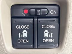 ��ξ¦�ѥ���饤�ɥɥ��ۥ��ޡ��ȥ����䱿ž�ʤΥ����å��Ǹ���ξ¦���饤�ɥɥ��γ��Ĥ���ǽ����ư�������Ϥ�����ƥɥ��򳫤���ɬ�פ�̵���������ʤ����ͤǤ��ñ�˳����Ĥ�Ǥ���Ŭ�Ǥ��� 3