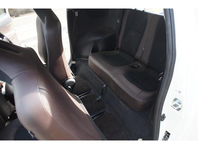 TOYOTA IQ 130G LEATHER PACKAGE
