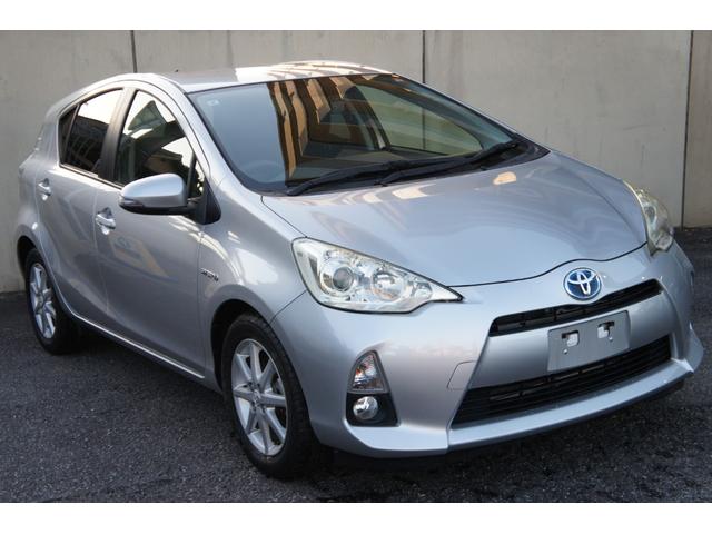 アクア S 前後ドライブレコーダー ナビ フルセグTV バックカメラ Bluetooth DVD ETC プッシュスタート 保証1年付き スマートキー アルミホイール(17枚目)