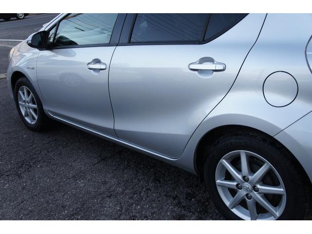 アクア S 前後ドライブレコーダー ナビ フルセグTV バックカメラ Bluetooth DVD ETC プッシュスタート 保証1年付き スマートキー アルミホイール(28枚目)