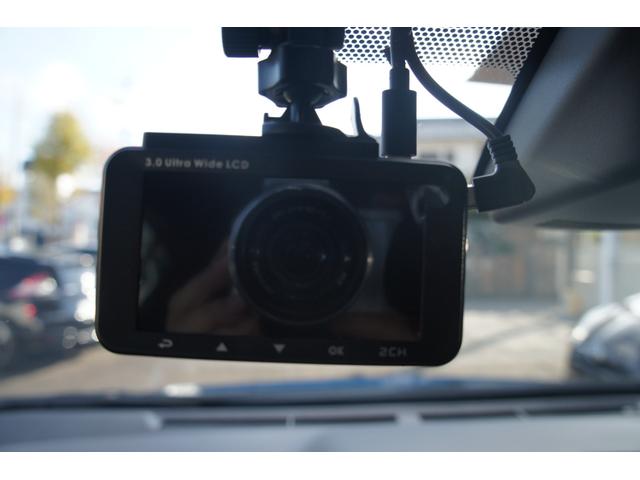 アクア Ｘ－アーバン　セーフティセンス　前後ドライブレコーダー　ナビ　フルセグＴＶ　バックカメラ　Ｂｌｕｅｔｏｏｔｈ　ＥＴＣ　保証１年付き　プッシュスタート　アルミホイール（2枚目）