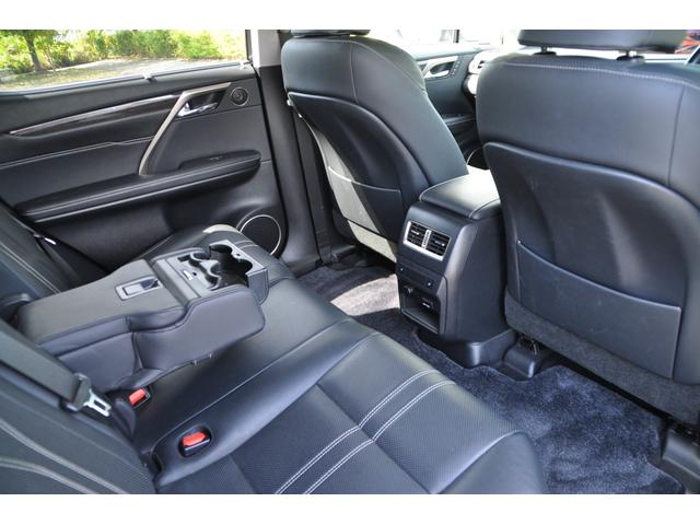 ＲＸ ＲＸ２００ｔ　バージョンＬ　ブラックレザーシート／社外２０インチアルミホイール／前後シートヒータ／フロントシートベンチレーション／リアパワーシート／ヘッドアップディスプレイ／３６０°カメラ／ステアリングヒーター／パワーバックドア（62枚目）