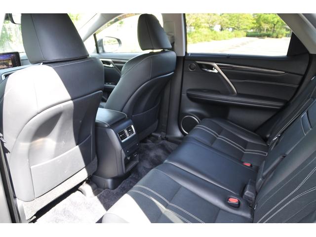 ＲＸ ＲＸ２００ｔ　バージョンＬ　ブラックレザーシート／社外２０インチアルミホイール／前後シートヒータ／フロントシートベンチレーション／リアパワーシート／ヘッドアップディスプレイ／３６０°カメラ／ステアリングヒーター／パワーバックドア（66枚目）