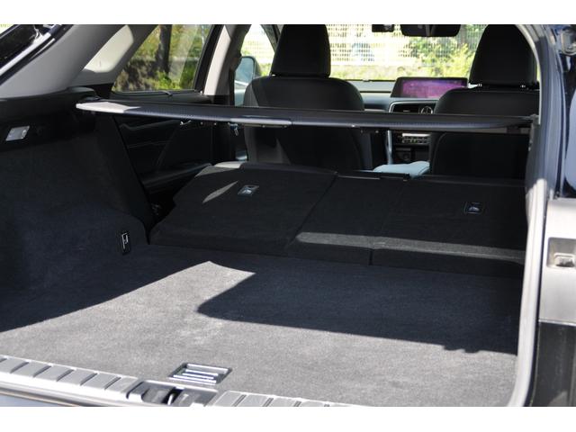 ＲＸ ＲＸ２００ｔ　バージョンＬ　ブラックレザーシート／社外２０インチアルミホイール／前後シートヒータ／フロントシートベンチレーション／リアパワーシート／ヘッドアップディスプレイ／３６０°カメラ／ステアリングヒーター／パワーバックドア（76枚目）
