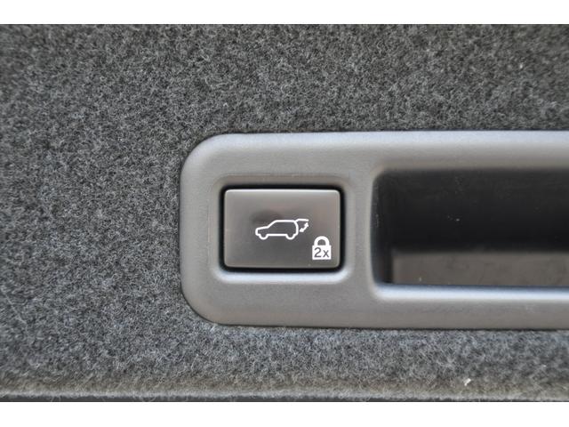 ＲＸ ＲＸ２００ｔ　バージョンＬ　ブラックレザーシート／社外２０インチアルミホイール／前後シートヒータ／フロントシートベンチレーション／リアパワーシート／ヘッドアップディスプレイ／３６０°カメラ／ステアリングヒーター／パワーバックドア（77枚目）