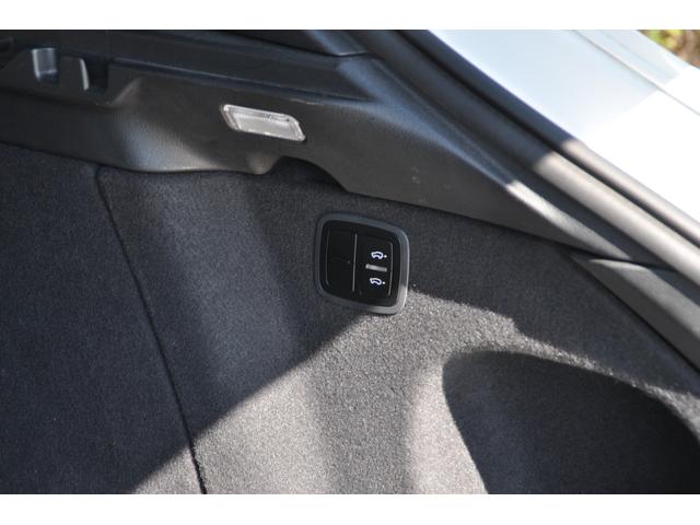 マカン マカンS レッドレザーシート/純正21インチアルミホイール/ナビ/TV/ETC/パワーバックドア/バックカメラ/サイドカメラ/シートヒーター(63枚目)