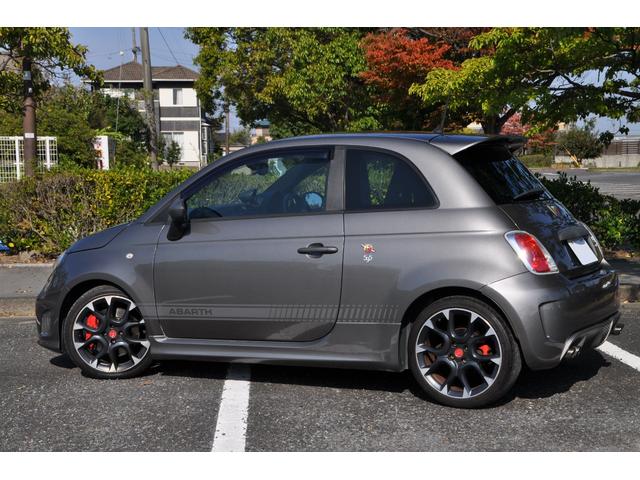 アバルト595 コンペティツィオーネ 5速マニュアル、レコードモンツァマフラー、純正17インチAW、レッドブレーキキャリパー、HIDヘッドライト、ETC、ドアバイザー、前後フォグランプ、ステアリングリモコン、キーレス(7枚目)