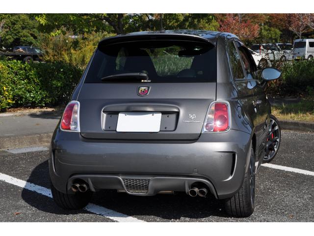 アバルト595 コンペティツィオーネ 5速マニュアル、レコードモンツァマフラー、純正17インチAW、レッドブレーキキャリパー、HIDヘッドライト、ETC、ドアバイザー、前後フォグランプ、ステアリングリモコン、キーレス(24枚目)