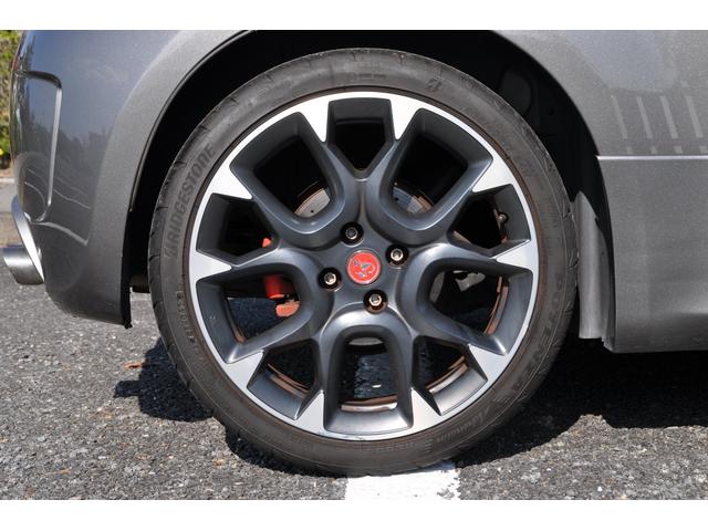 アバルト595 コンペティツィオーネ 5速マニュアル、レコードモンツァマフラー、純正17インチAW、レッドブレーキキャリパー、HIDヘッドライト、ETC、ドアバイザー、前後フォグランプ、ステアリングリモコン、キーレス(30枚目)