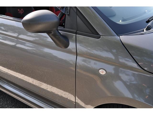 アバルト595 コンペティツィオーネ 5速マニュアル、レコードモンツァマフラー、純正17インチAW、レッドブレーキキャリパー、HIDヘッドライト、ETC、ドアバイザー、前後フォグランプ、ステアリングリモコン、キーレス(70枚目)