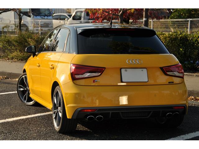 S1スポーツバック ベースグレード 6速マニュアル ハーフレザーシート BOSEサウンド レッドブレーキキャリパー 純正ナビ 地デジTV HIDヘッドライト ハーフレザーシート パークセンター ETC(21枚目)