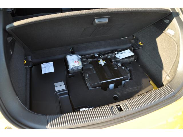 S1スポーツバック ベースグレード 6速マニュアル ハーフレザーシート BOSEサウンド レッドブレーキキャリパー 純正ナビ 地デジTV HIDヘッドライト ハーフレザーシート パークセンター ETC(60枚目)