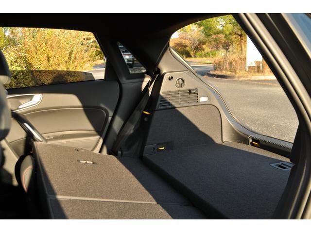 S1スポーツバック ベースグレード 6速マニュアル ハーフレザーシート BOSEサウンド レッドブレーキキャリパー 純正ナビ 地デジTV HIDヘッドライト ハーフレザーシート パークセンター ETC(64枚目)