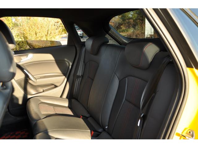 S1スポーツバック ベースグレード 6速マニュアル ハーフレザーシート BOSEサウンド レッドブレーキキャリパー 純正ナビ 地デジTV HIDヘッドライト ハーフレザーシート パークセンター ETC(66枚目)