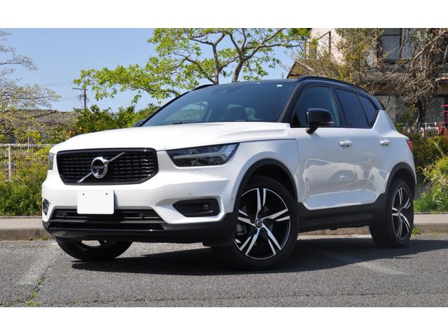 ＸＣ４０ Ｔ４　ＡＷＤ　Ｒデザイン　純正１９インチアルミホイール／純正ナビ／フルセグＴＶ／Ｂｌｕｅｔｏｏｔｈ／バックカメラ／全周囲カメラ／パワーシート／シートヒーター／ＬＥＤヘッドライト（13枚目）