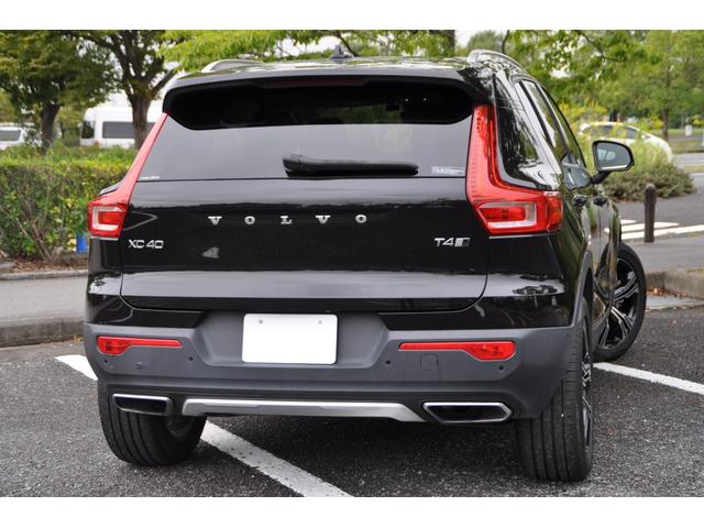 ＸＣ４０ Ｔ４　ＡＷＤ　インスクリプション　ブラックレザーシート／３６０°カメラ／Ｈａｒｍａｎｋａｒｄｏｎ／純正ナビ／フルセグＴＶ／ＡｐｐｌｅＣａｒＰｌａｙ／クルーズコントロール／シートヒーター／ステアリングヒーター／パワーバックドア／（24枚目）