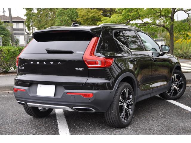 ＸＣ４０ Ｔ４　ＡＷＤ　インスクリプション　ブラックレザーシート／３６０°カメラ／Ｈａｒｍａｎｋａｒｄｏｎ／純正ナビ／フルセグＴＶ／ＡｐｐｌｅＣａｒＰｌａｙ／クルーズコントロール／シートヒーター／ステアリングヒーター／パワーバックドア／（25枚目）