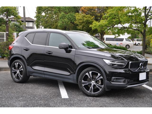 ＸＣ４０ Ｔ４　ＡＷＤ　インスクリプション　ブラックレザーシート／３６０°カメラ／Ｈａｒｍａｎｋａｒｄｏｎ／純正ナビ／フルセグＴＶ／ＡｐｐｌｅＣａｒＰｌａｙ／クルーズコントロール／シートヒーター／ステアリングヒーター／パワーバックドア／（33枚目）