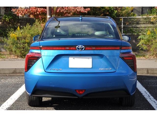 ＭＩＲＡＩ ベースグレード　ホワイトレザーシート／プリクラッシュセーフティ／ブラインドスポットモニター／純正９インチナビ／フルセグＴＶ／バックカメラ／全席シートヒーター／パワーシート／Ｂｌｕｅｔｏｏｔｈ／ビルトインＥＴＣ（23枚目）