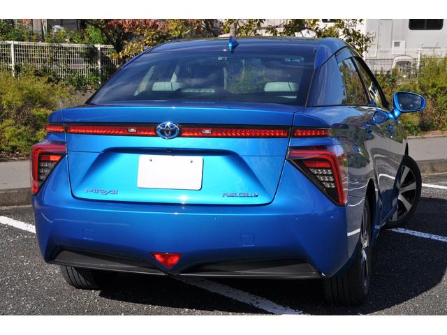 ＭＩＲＡＩ ベースグレード　ホワイトレザーシート／プリクラッシュセーフティ／ブラインドスポットモニター／純正９インチナビ／フルセグＴＶ／バックカメラ／全席シートヒーター／パワーシート／Ｂｌｕｅｔｏｏｔｈ／ビルトインＥＴＣ（24枚目）