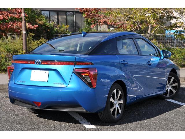 ＭＩＲＡＩ ベースグレード　ホワイトレザーシート／プリクラッシュセーフティ／ブラインドスポットモニター／純正９インチナビ／フルセグＴＶ／バックカメラ／全席シートヒーター／パワーシート／Ｂｌｕｅｔｏｏｔｈ／ビルトインＥＴＣ（25枚目）