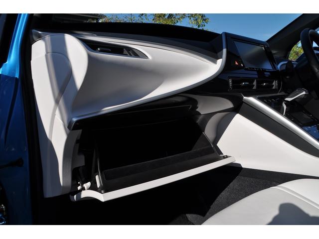 ＭＩＲＡＩ ベースグレード　ホワイトレザーシート／プリクラッシュセーフティ／ブラインドスポットモニター／純正９インチナビ／フルセグＴＶ／バックカメラ／全席シートヒーター／パワーシート／Ｂｌｕｅｔｏｏｔｈ／ビルトインＥＴＣ（74枚目）